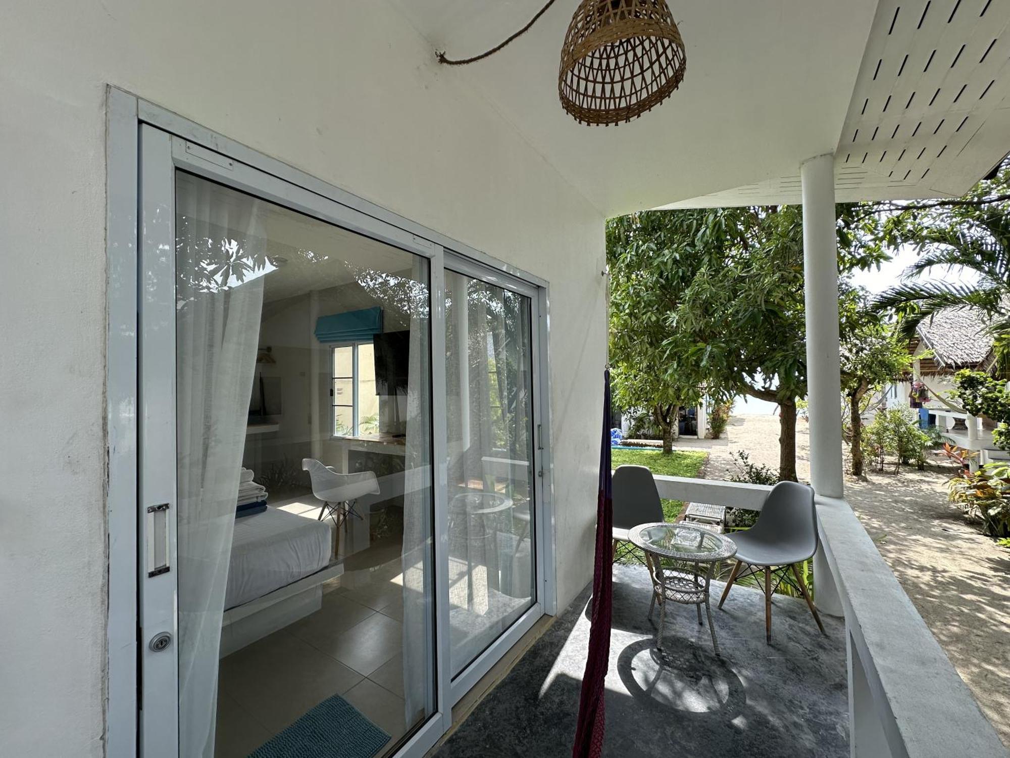 Sand Terrace Beach Bungalows Baan Tai Habitación foto